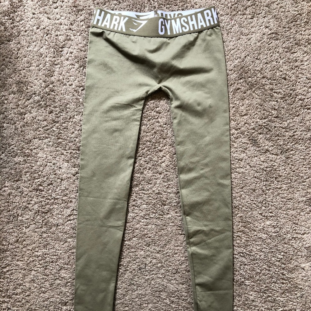 GymShark, Leggings